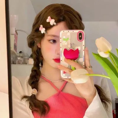 与变成了异世界美少女的大友一起冒险